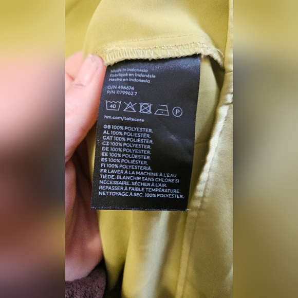 H&M Yellow Green Satin wrap mini dress. Size Large - Picture 15 of 16